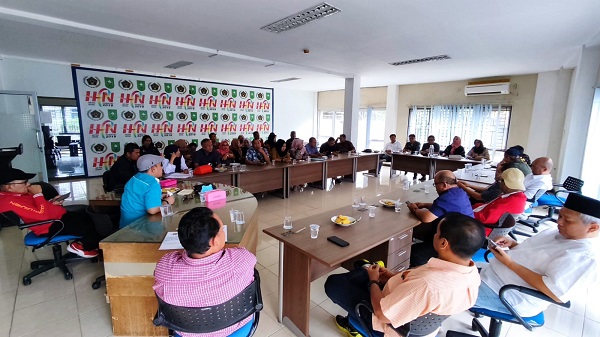 Gubri Direncanakan Lepas Rombongan PWI Riau ke HPN 2023 di Medan